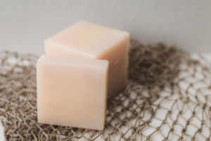 Fabriquez votre propre savon solide naturel a la maison